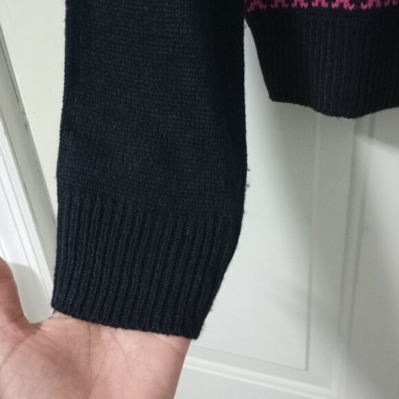 Merry Christmas Poof Feliz Navidad Flamingo Sweater S Black - Picture 7 of 11